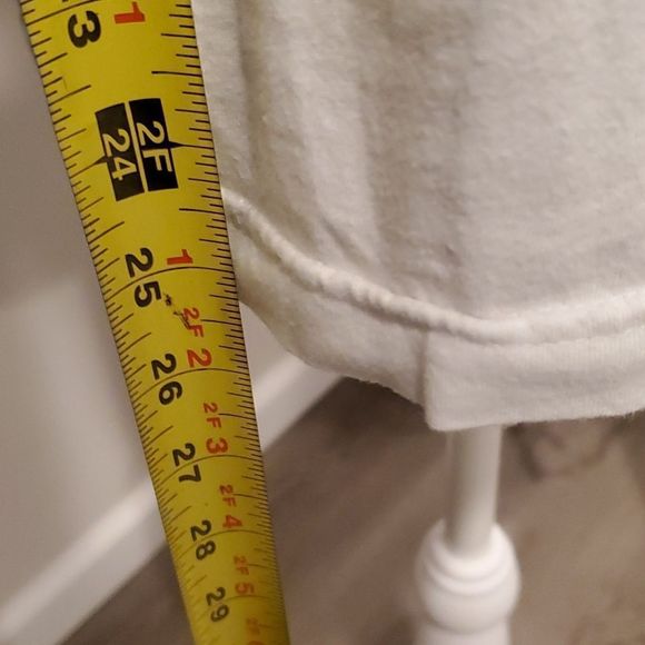 Levi's long sleeve t-shirt, cream and green, M - Picture 3 of 5